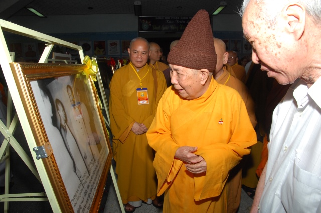 Kiên  Giang: Tưng bừng  triển lãm mỹ thuật Phật giáo đồng hành cùng dân tộc