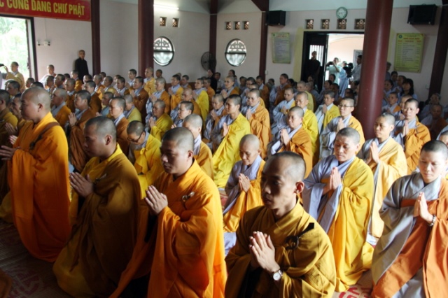 Hưng Yên: Đức Pháp Chủ đến khai pháp tại trường hạ chùa Táo