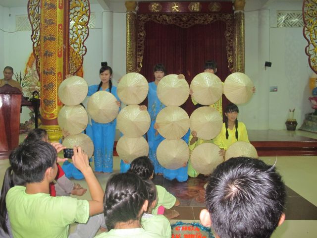 Đồng Tháp: Chùm ảnh sôi động đêm lửa trại &amp; chương trình “Đi tìm tài năng trẻ”