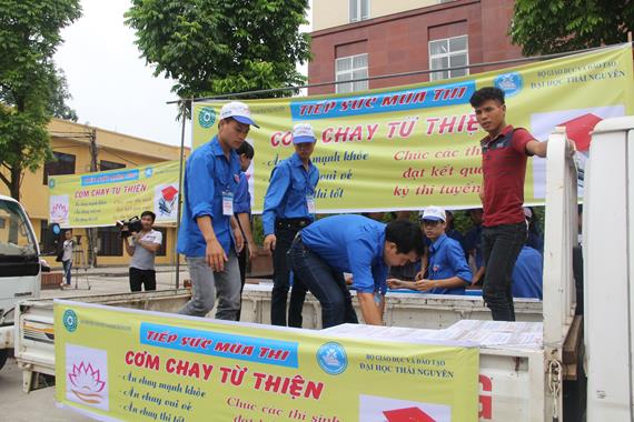 Thái Nguyên: “Chúng Tôi Đồng Hành Cùng Các Bạn” Mùa Thi 2014