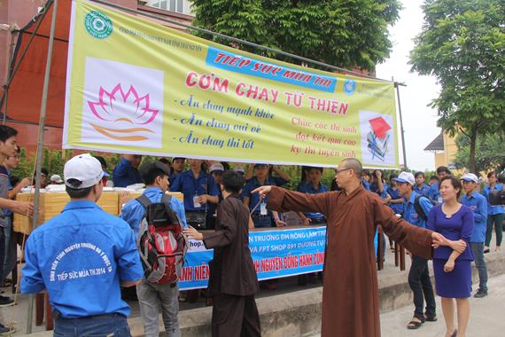 Thái Nguyên: “Chúng Tôi Đồng Hành Cùng Các Bạn” Mùa Thi 2014