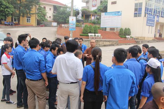 Thái Nguyên: “Chúng Tôi Đồng Hành Cùng Các Bạn” Mùa Thi 2014