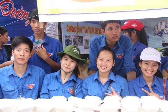 Thái Nguyên: “Chúng Tôi Đồng Hành Cùng Các Bạn” Mùa Thi 2014