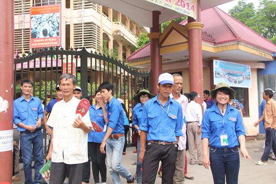 Thái Nguyên: “Chúng Tôi Đồng Hành Cùng Các Bạn” Mùa Thi 2014