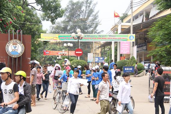 Thái Nguyên: “Chúng Tôi Đồng Hành Cùng Các Bạn” Mùa Thi 2014