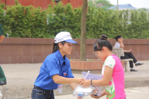 Thái Nguyên: “Chúng Tôi Đồng Hành Cùng Các Bạn” Mùa Thi 2014