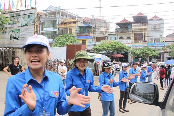 Thái Nguyên: “Chúng Tôi Đồng Hành Cùng Các Bạn” Mùa Thi 2014