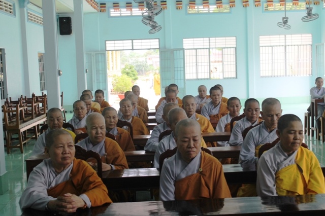 Đồng Tháp: Ban Chỉ Đạo An Cư Kiết Hạ Thăm Các Đạo Tràng