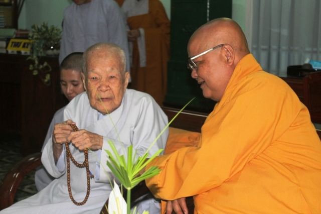 Đồng Tháp: Ban Chỉ Đạo An Cư Kiết Hạ Thăm Các Đạo Tràng