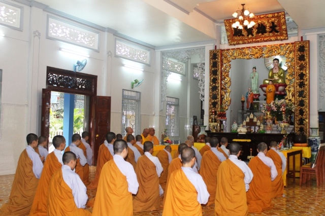 Đồng Tháp: Ban Chỉ Đạo An Cư Kiết Hạ Thăm Các Đạo Tràng