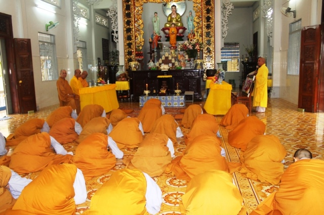 Đồng Tháp: Ban Chỉ Đạo An Cư Kiết Hạ Thăm Các Đạo Tràng