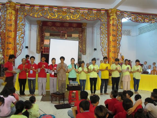 Đồng Tháp: Đong đầy cảm xúc lễ bế mạc khóa tu Tuổi trẻ &amp; Cuộc sống lần VII