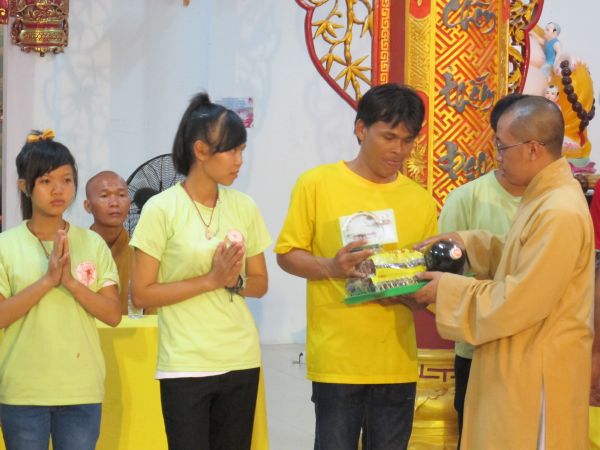 Đồng Tháp: Đong đầy cảm xúc lễ bế mạc khóa tu Tuổi trẻ &amp; Cuộc sống lần VII
