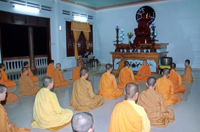 Sinh Hoạt Hạ Trường Ni Giới G.Đ III Khất Sĩ