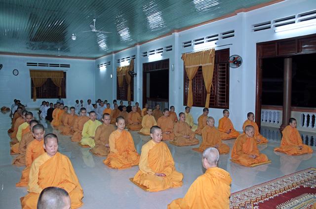 Sinh Hoạt Hạ Trường Ni Giới G.Đ III Khất Sĩ