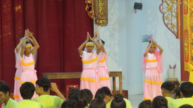 Đồng Tháp: Chùm ảnh sôi động đêm lửa trại &amp; chương trình “Đi tìm tài năng trẻ”