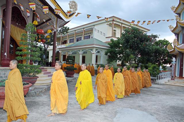 Sinh Hoạt Hạ Trường Ni Giới G.Đ III Khất Sĩ