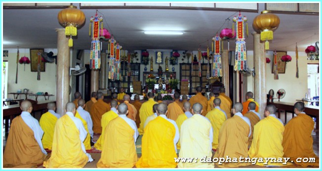 Hà Nội: Tác bạch hậu An Cư Kiết Hạ PL: 2558 - DL: 2014