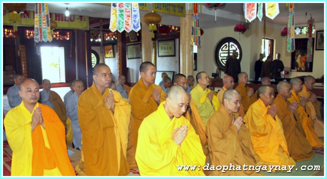 Hà Nội: Tác bạch hậu An Cư Kiết Hạ PL: 2558 - DL: 2014