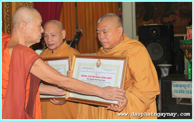 TP. HCM: Hội nghị Ban thường trực Hội đồng Trị sự GHPGVN bế mạc