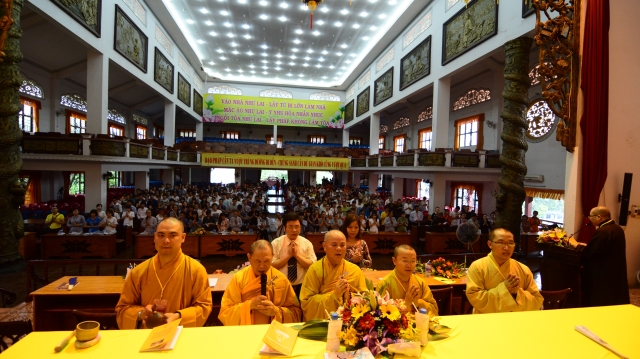 TP. HCM: lễ cầu nguyện và tư vấn mùa thi năm 2014