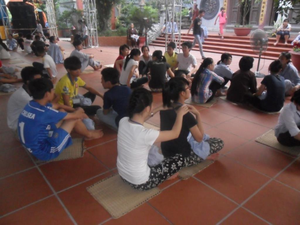 Thái Bình: Chùa Từ Xuyên tổ chức khóa tu mùa hè lần thứ tư năm 2014 (Chùm ảnh ngày tu thứ ba)