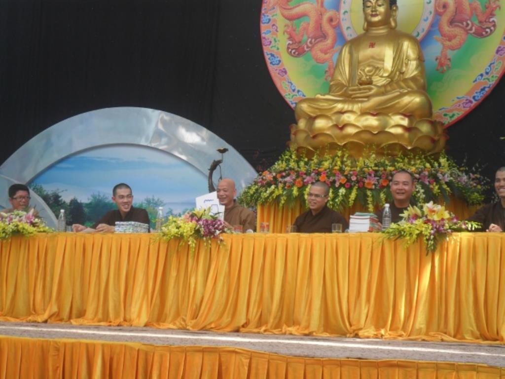 Thái Bình: Chùa Từ Xuyên tổ chức khóa tu mùa hè lần thứ tư năm 2014 (Chùm ảnh ngày tu thứ ba)