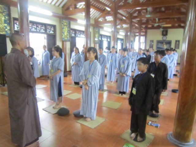 Thái Bình: Chùa Từ Xuyên tổ chức khóa tu Một ngày an lạc – lần thứ 3 năm 2014