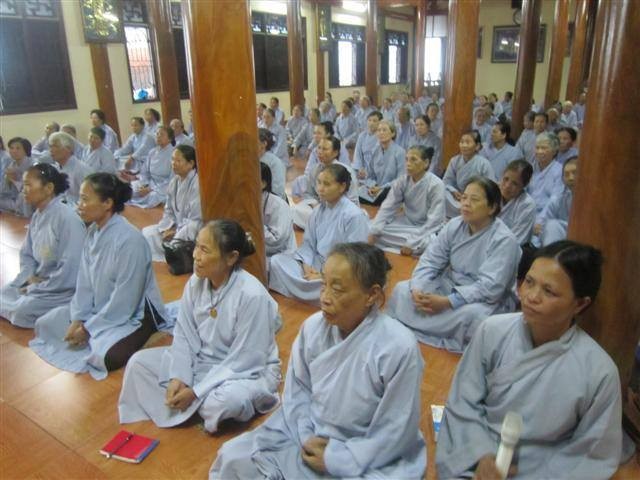 Thái Bình: TT.Thích Duy Trấn giảng về ý nghĩa hòm công đức tại Thái Bình