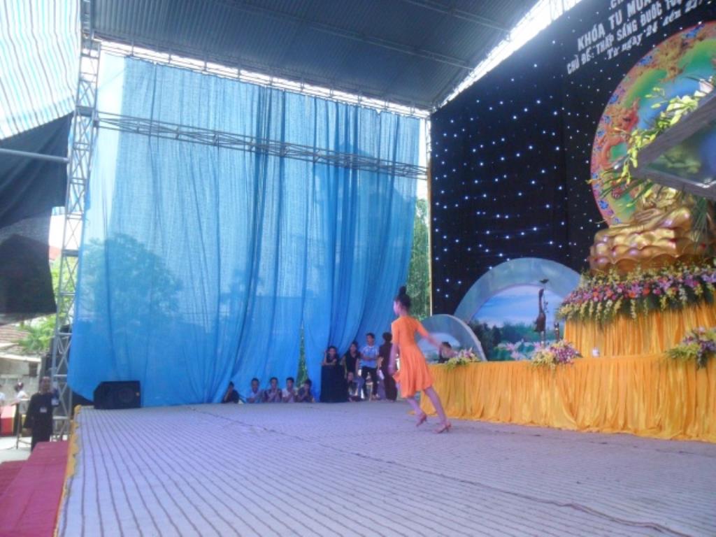 Thái Bình: Chùa Từ Xuyên tổ chức khóa tu mùa hè lần thứ tư năm 2014 (Chùm ảnh ngày tu thứ ba)
