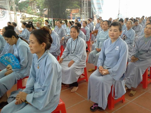 Thái Bình: Vọng Tây cư sĩ chia sẻ Phật pháp trong đại lễ cầu siêu thai nhi chùa Từ Xuyên