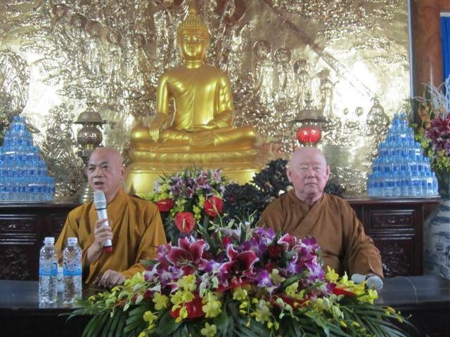 Thái Bình: TT.Thích Duy Trấn giảng về ý nghĩa hòm công đức tại Thái Bình