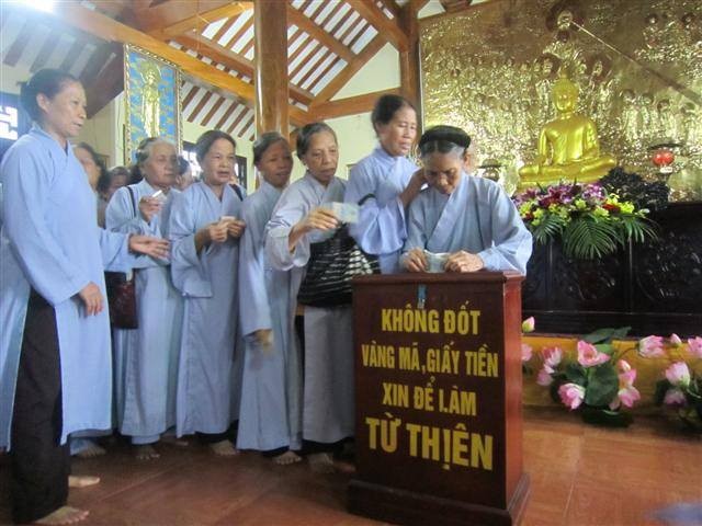 Thái Bình: TT.Thích Duy Trấn giảng về ý nghĩa hòm công đức tại Thái Bình