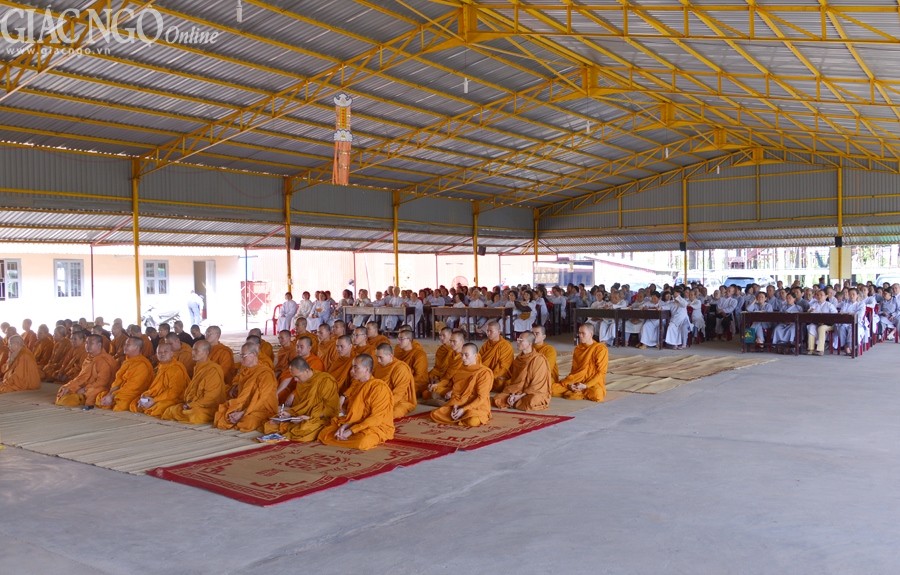 Khóa tu ở Học viện PGVN TP.HCM, xã Lê Minh Xuân