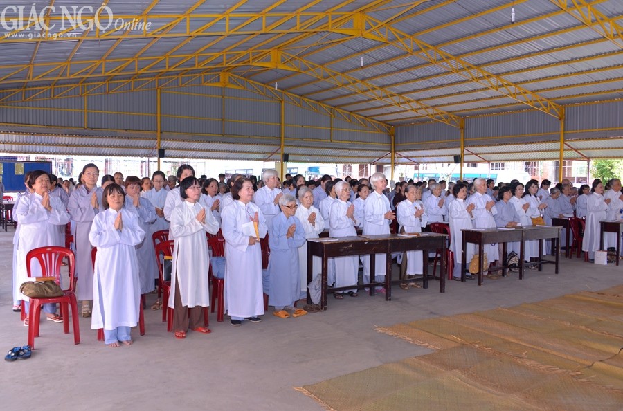 Khóa tu ở Học viện PGVN TP.HCM, xã Lê Minh Xuân
