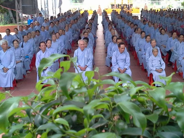 Thái Bình: Vọng Tây cư sĩ chia sẻ Phật pháp trong đại lễ cầu siêu thai nhi chùa Từ Xuyên