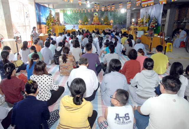 Xúc động lễ Vu Lan Báo Hiếu 2014 tại chùa Giác Ngộ