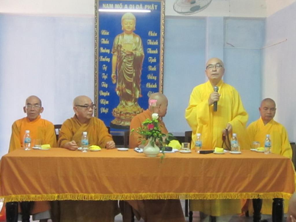 Thường trực BTS PG Khánh Hòa thăm hỏi Tăng Ni thị xã Ninh Hòa nhân mùa ACKH PL.2558