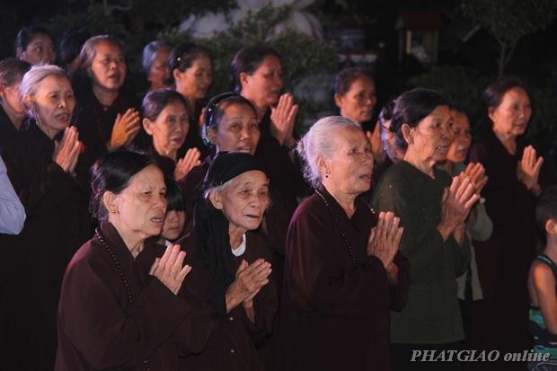 Thái Nguyên: Đêm Hội Vu Lan Chùa Thịnh Đán