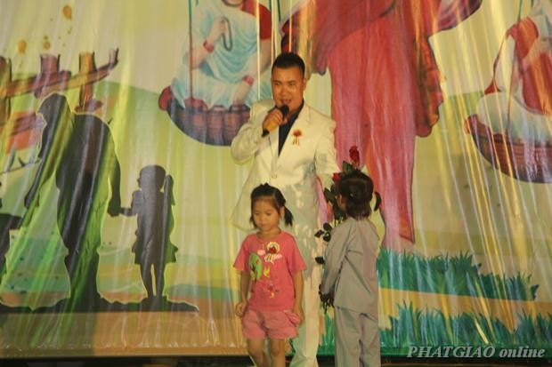 Thái Nguyên: Đêm Hội Vu Lan Chùa Thịnh Đán