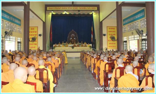 Bình Dương: Phóng Sự Ảnh: "Nét Đẹp Mùa An Cư . PL: 2558"