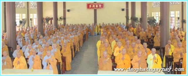 Bình Dương: Phóng Sự Ảnh: "Nét Đẹp Mùa An Cư . PL: 2558"