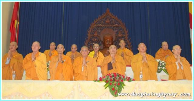 Bình Dương: Phóng Sự Ảnh: "Nét Đẹp Mùa An Cư . PL: 2558"