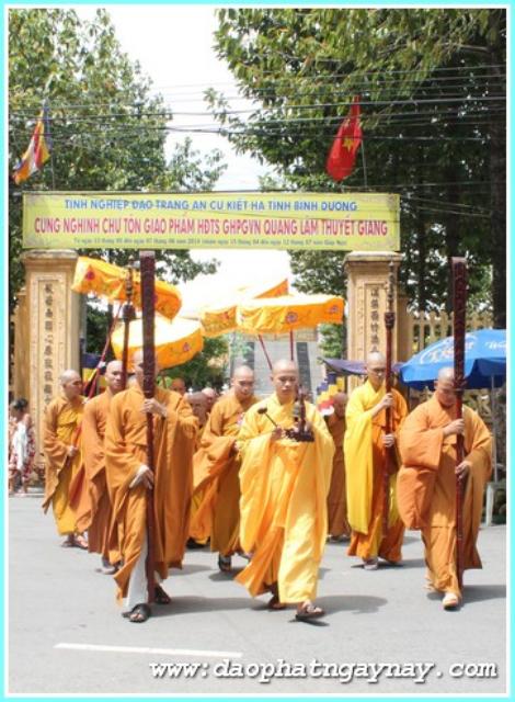 Bình Dương: Phóng Sự Ảnh: "Nét Đẹp Mùa An Cư . PL: 2558"