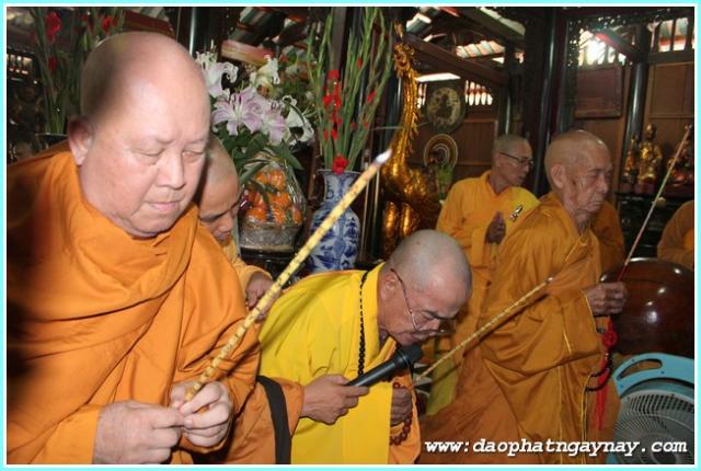 Bình Dương: Phóng Sự Ảnh: "Nét Đẹp Mùa An Cư . PL: 2558"