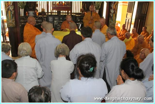 Bình Dương: Phóng Sự Ảnh: "Nét Đẹp Mùa An Cư . PL: 2558"