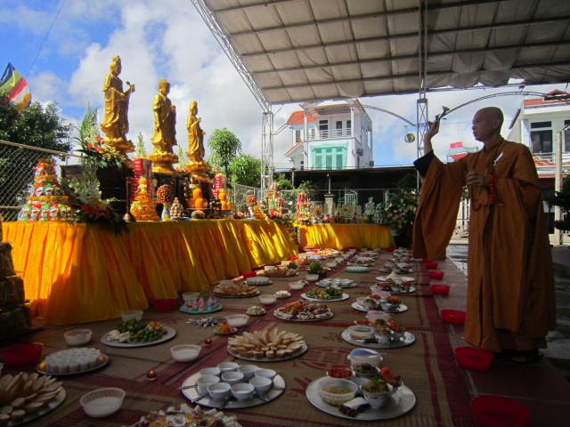 Thái Bình: Đại lễ cầu siêu thai nhi ngày thứ hai tại chùa Từ Xuyên
