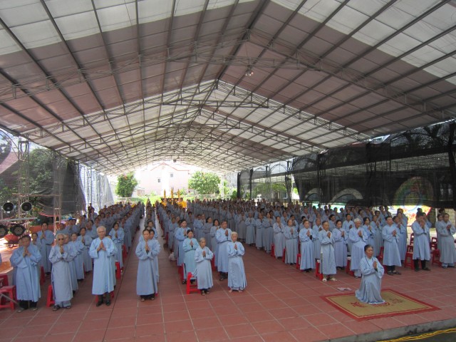 Thái Bình: Đại lễ cầu siêu thai nhi ngày thứ hai tại chùa Từ Xuyên