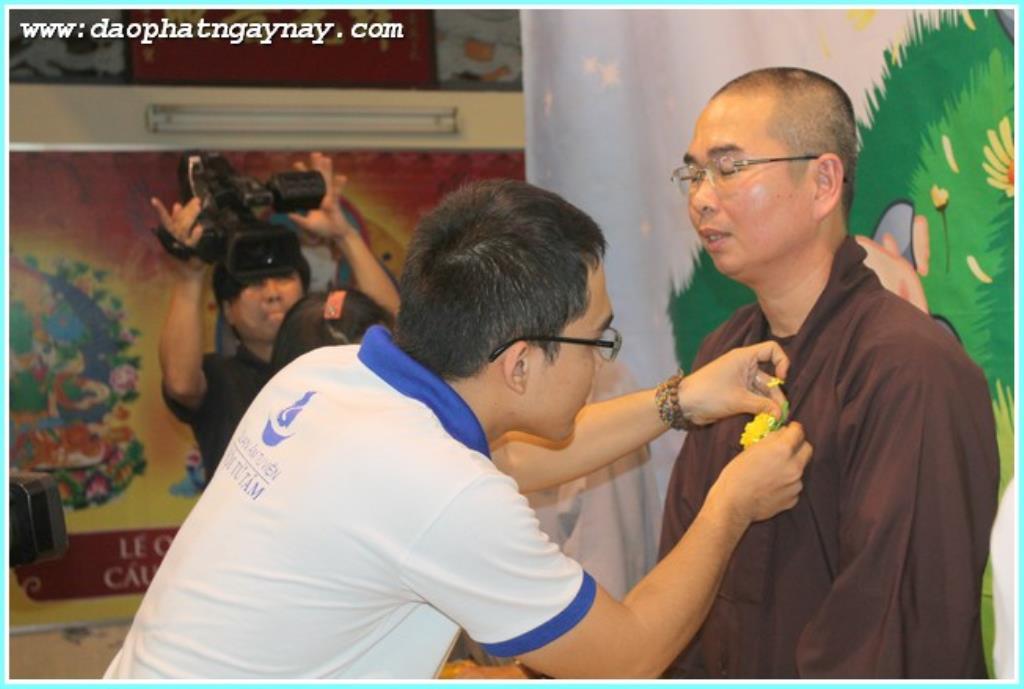 TP.Hồ Chí Minh: Gieo Hạt Từ Tâm - Kì 28  Chủ đề: Bông Hồng Cài Áo