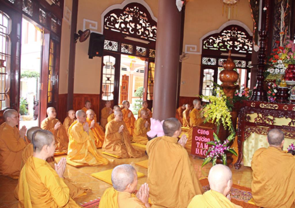 Gia Lai:Tịnh xá Ngọc Trung lễ Mãn hạ và Dâng y mùa Báo Hiếu